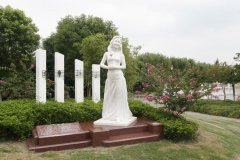 贝斯特集团：以工匠心灵展示碑雕工艺的魅力，留想邓丽君的永恒歌声