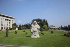 贝斯特雕塑：陵寝中的汗青与文化交响
